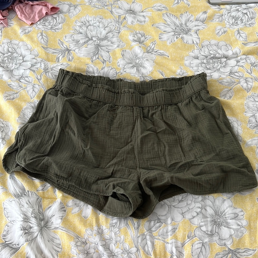 Universal Thread Army Green Cotton Shorts